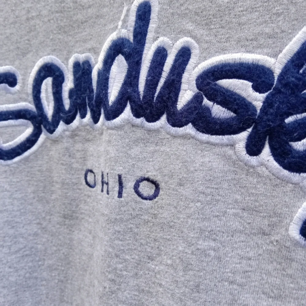 Vintage Sandusky Ohio Tshirt - Picture 3 of 3